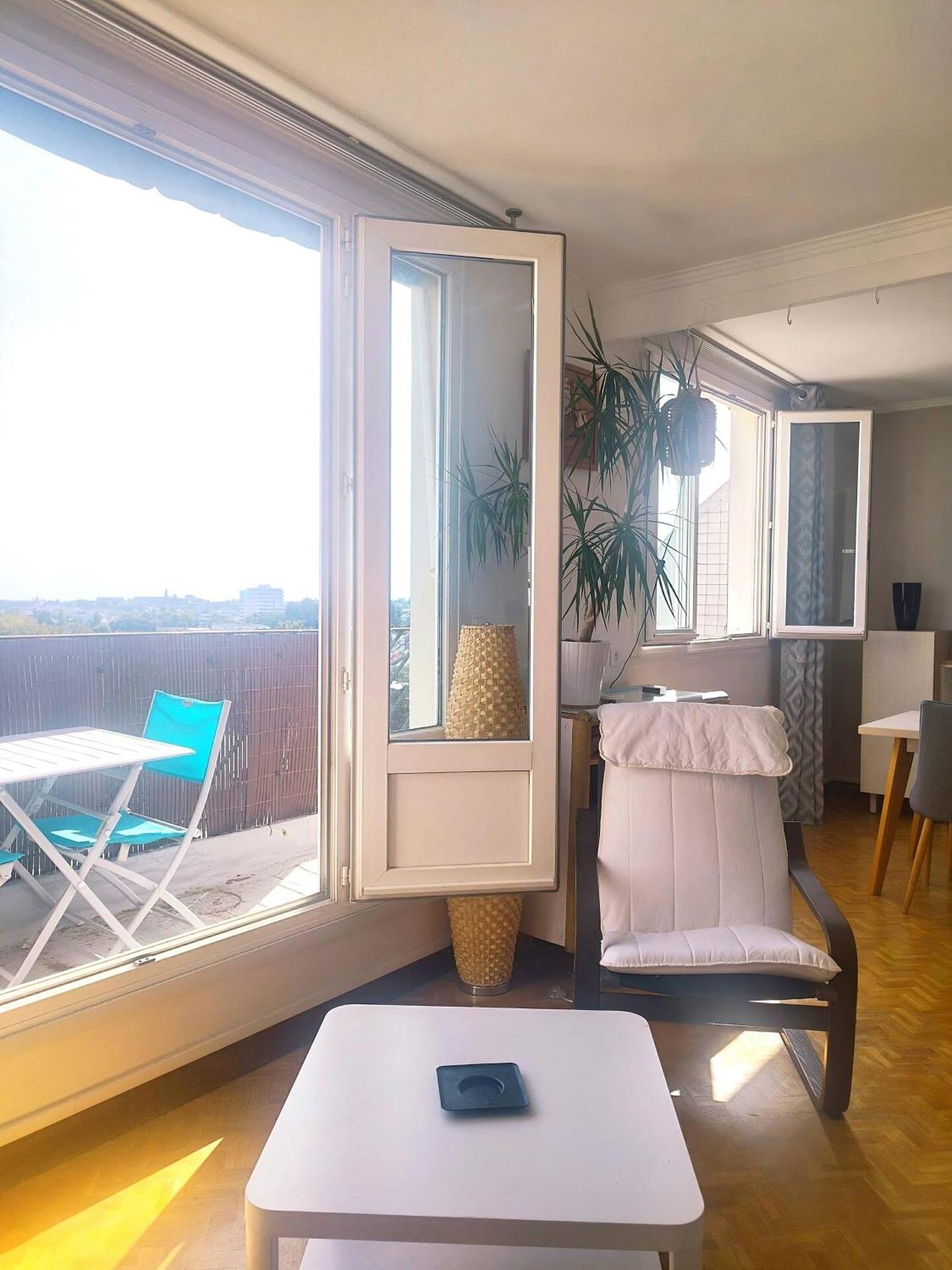Charmant Appartement Lumineux - Dernier Etage Avec Balcon - Proche Centre-Ville Nantes Exteriér fotografie