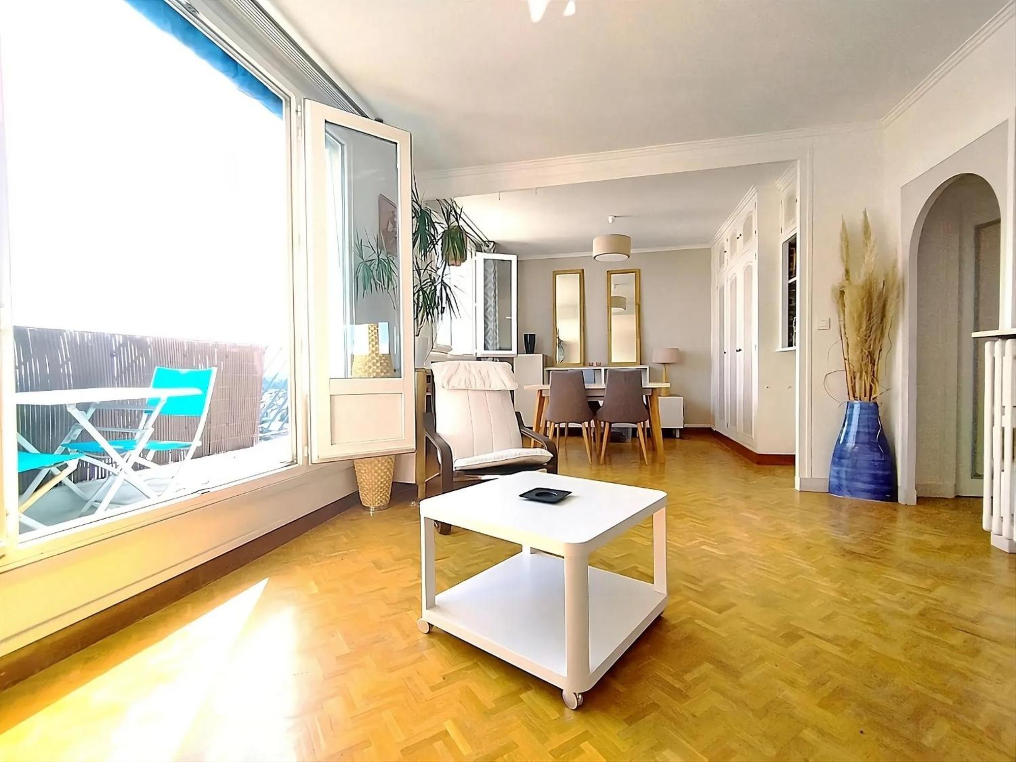 Charmant Appartement Lumineux - Dernier Etage Avec Balcon - Proche Centre-Ville Nantes Exteriér fotografie